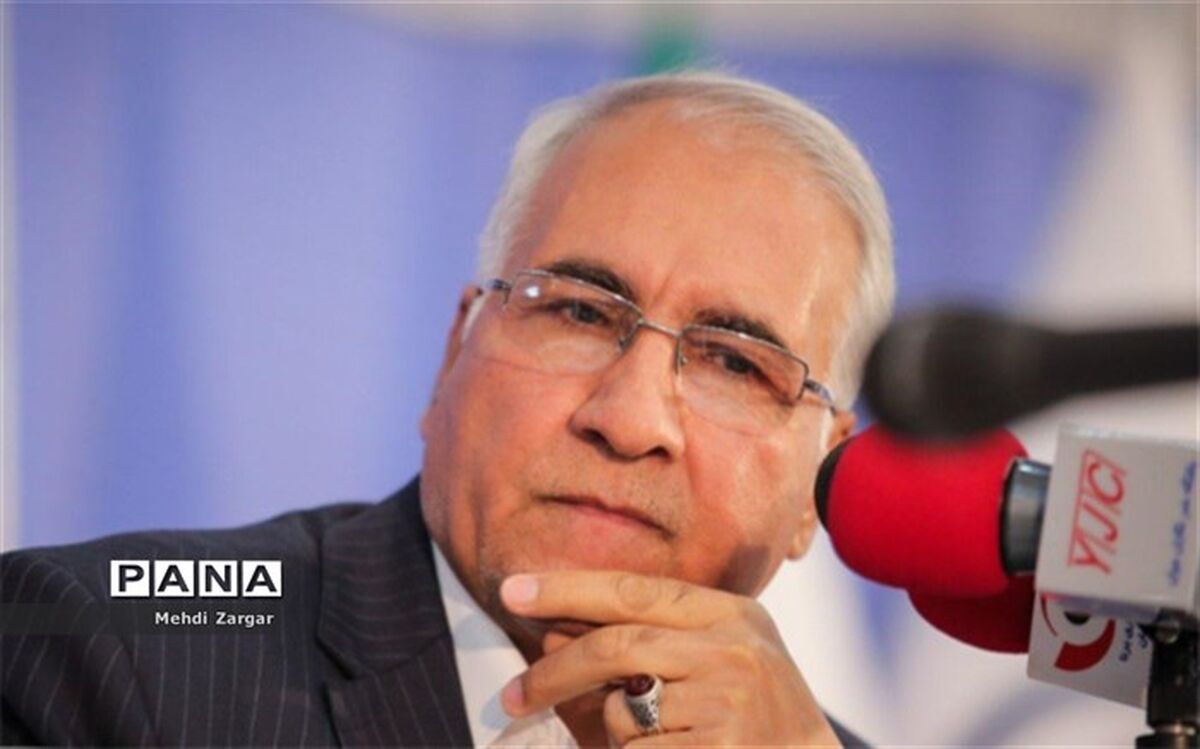 شهردار اصفهان: چمن های مقاوم به کم آبی جایگزین چمن های معمولی می شود