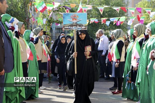 افتتاحیه سی وهفتمین دوره مسابقات قرآن وعترت ونماز