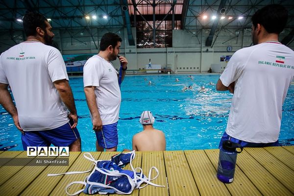 تمرین تیم ملی واترپلو نوجوانان ایران‬‎