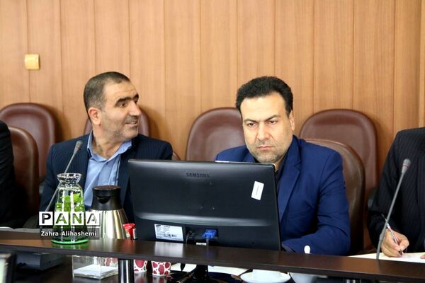 جلسه معاونان پرورشی و تربیت‌بدنی شهر تهران