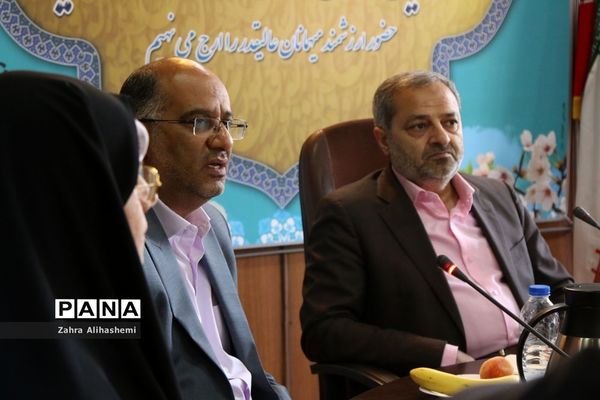 جلسه معاونان پرورشی و تربیت‌بدنی شهر تهران