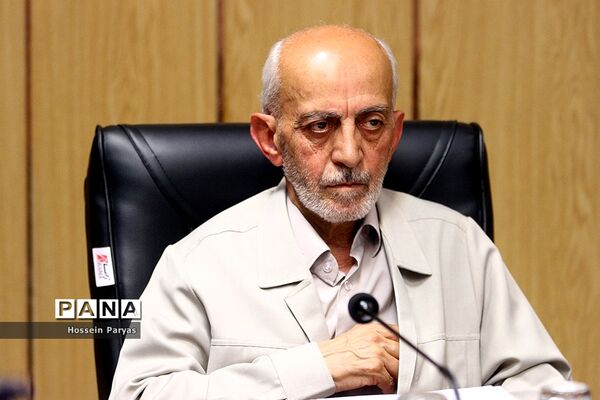 اولین نشست هم‌اندیشی اساتید دانشگاه‌های علوم تربیتی با سرپرست وزارت آموزش‌وپرورش