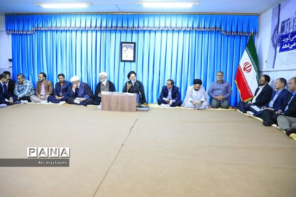 دیدار اعضای شورای عالی بسیج اساتید استان با نماینده ولی فقیه
