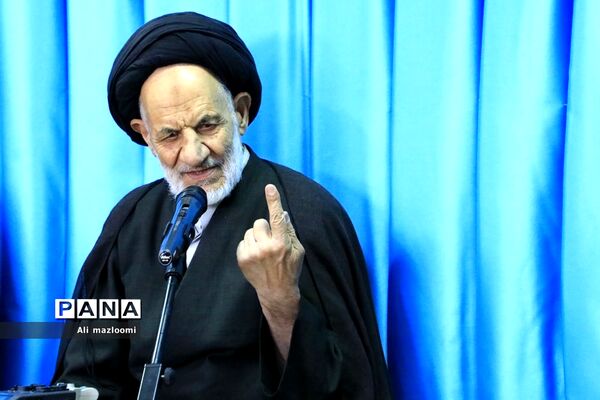 دیدار اعضای شورای عالی بسیج اساتید استان با نماینده ولی فقیه