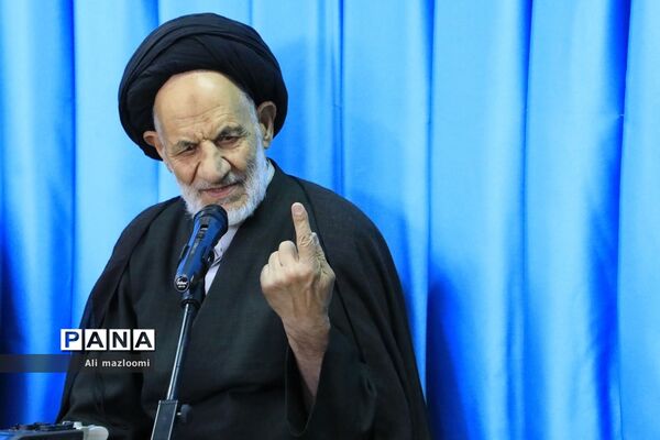 دیدار اعضای شورای عالی بسیج اساتید استان با نماینده ولی فقیه