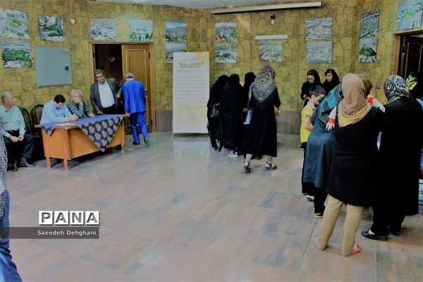 جشن نسیم مهر ویژه حمایت ازخانواده‌های آسیب پذیر