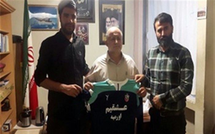 سرمربی تیم ۹۰ اورمیه بعد از استعفای اینستاگرامی دوباره هدایت تیم نود ارومیه را عهده‌دار شد