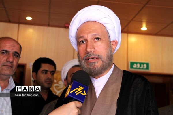 تقدیر از برگزیدگان جشنواره استانی شعر غدیر