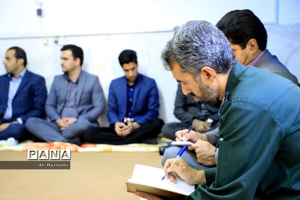 دیدار اعضای شورای هماهنگی مبارزه با مواد مخدر استان با نماینده ولی فقیه