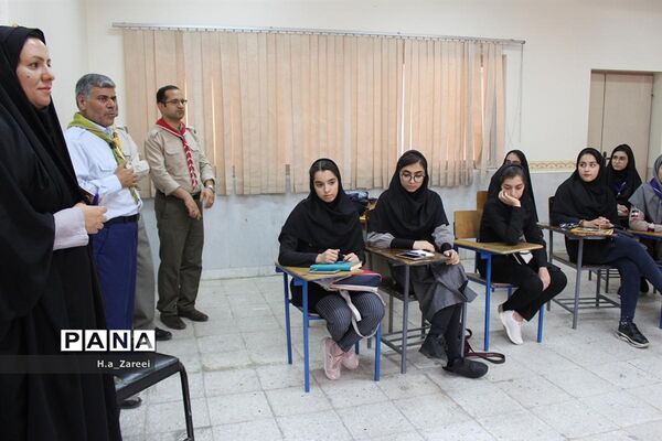 نشست مشترک مجامع اعضا،مربیان و شوراهای دانش‌آموزی در بخش خواهران