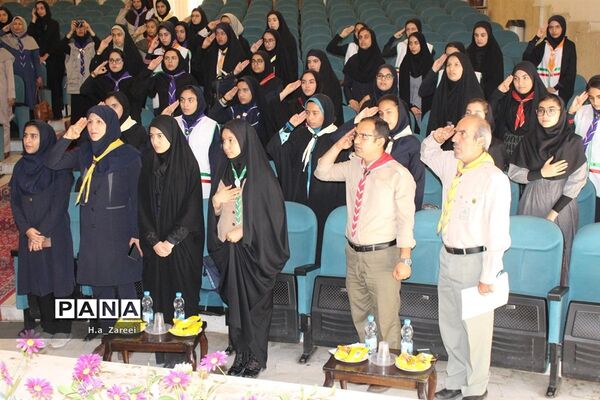 نشست مشترک مجامع اعضا،مربیان و شوراهای دانش‌آموزی در بخش خواهران