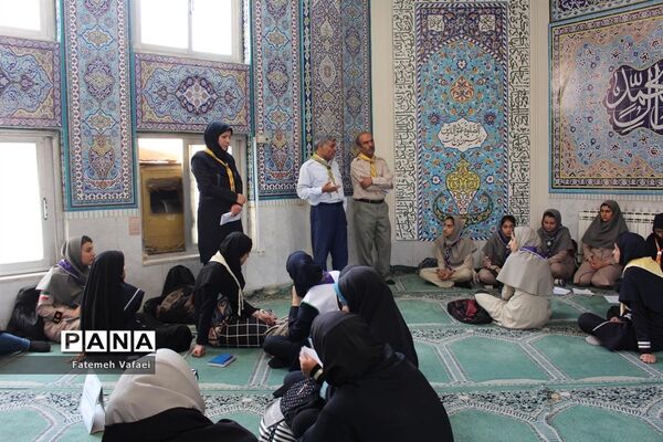 نشست مشترک مجامع اعضا،مربیان و شوراهای دانش‌آموزی در بخش خواهران