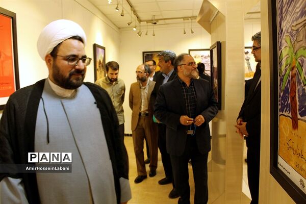 افتتاح نمایشگاه گرافیک طوفان شن