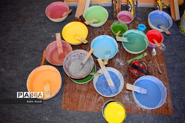 سیری در رنگین کمان هفت رنگ