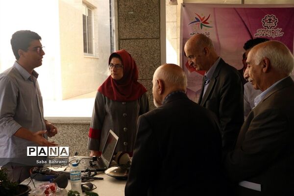نمایشگاه دستاوردهای مدارس خیرساز استان تهران