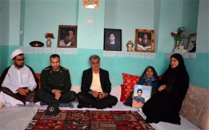 دیدار با مادر شهید مبارزه با مواد مخدر