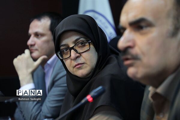 امضای تفاهم‌نامه‌ سه‌جانبه برای مشارکت دانش‌آموزان در حوزه کارآفرینی و خلق ثروت
