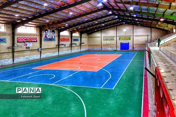 لامرد پیشتاز در نوسازی و بازسازی مدارس