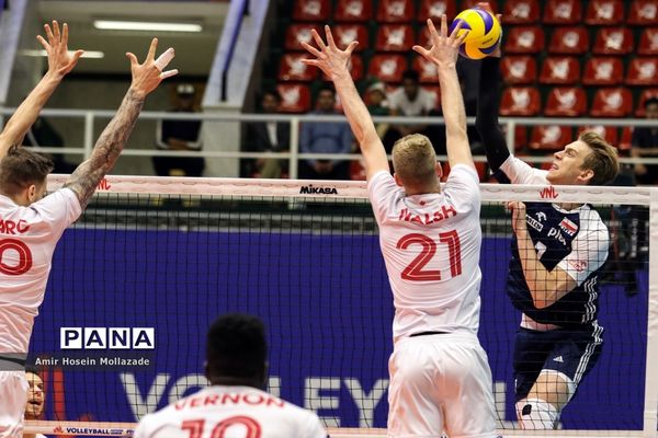 هفته سوم لیگ ملت‌های والیبال | لهستان 3 - 1 کانادا