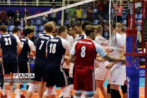 هفته سوم لیگ ملت‌های والیبال | لهستان 3 - 1 کانادا