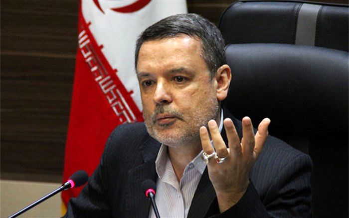 دادستان ها با حضور فعال و تدابیر خود مانع از توقف خطوط تولید می‌شوند