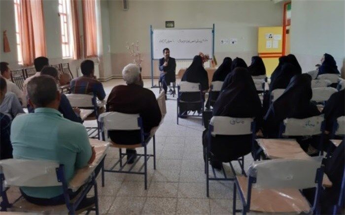 یکی از مهمترین وظایف انجمن اولیاء و مدیران اجرای سند تحول بنیادین آموزش و پرورش است