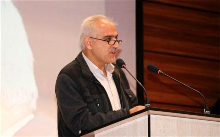 احمدوند: شکل گیری مدارس هیات امنایی در راستای اجرایی نمودن سیاستهای مهم تمرکز زدایی ومدرسه محوری  وزارت آموزش وپرورش است