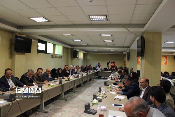 برگزاری جلسات کارگروه اشتغال، سرمایه گذاری و ستاداقتصاد مقاومتی در اسلامشهر