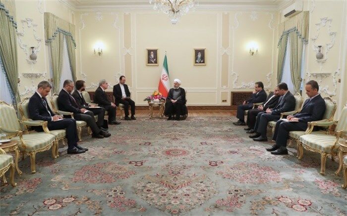 روحانی: از بین رفتن برجام، به نفع ایران، فرانسه، منطقه و جهان نیست