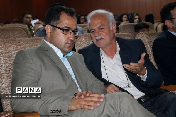 همایش تجلیل از مربیان و مدیران پیشتاز سازمان دانش‌آموزی ناحیه یک اهواز