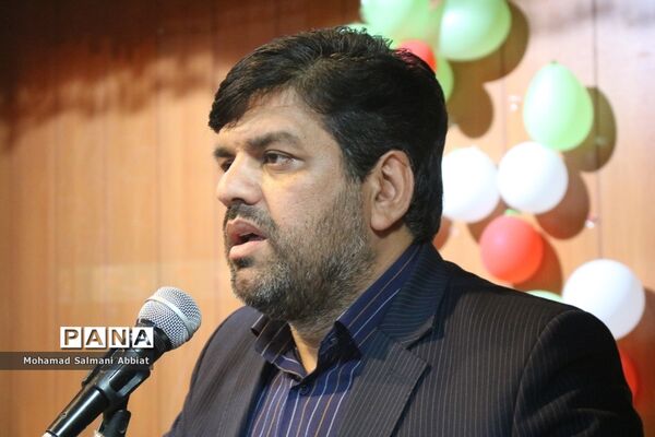همایش تجلیل از مربیان و مدیران پیشتاز سازمان دانش‌آموزی ناحیه یک اهواز