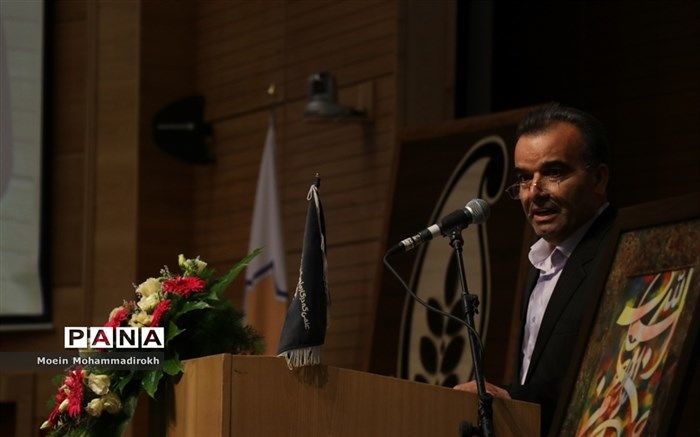 رویکرد نوین آموزش های فنی و حرفه ای و کاردانش کیفیت بخشی، مهارت آموزی و شایسته محوری است