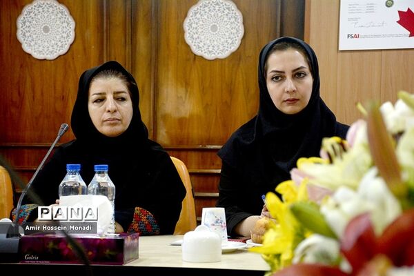 نشست خبری مدیرعامل بانک سلول‌های بنیادی بند خون ناف رویان جهاد دانشگاهی