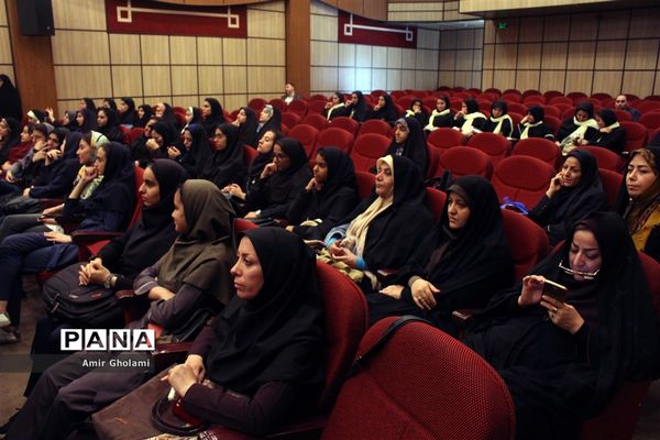 آیین اختتامیه هشتمین جشنواره نوجوان سالم شهرستان‌های استان تهران