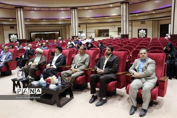 گرامیداشت سالروز شهادت آیت الله دکتر بهشتی و یاران باوفایش در اسلامشهر