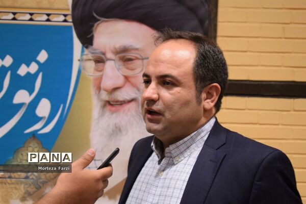 مراسم تجلیل از قهرمانان المپیاد علمی در تبریز