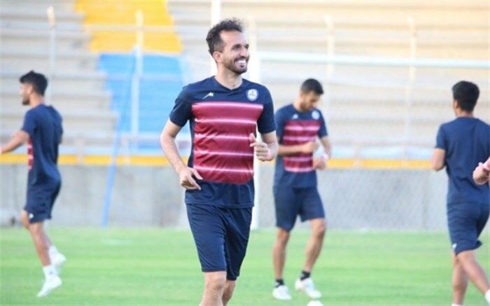 قرارداد کایپتان سابق پرسپولیس با پارس جنوبی تمدید شد