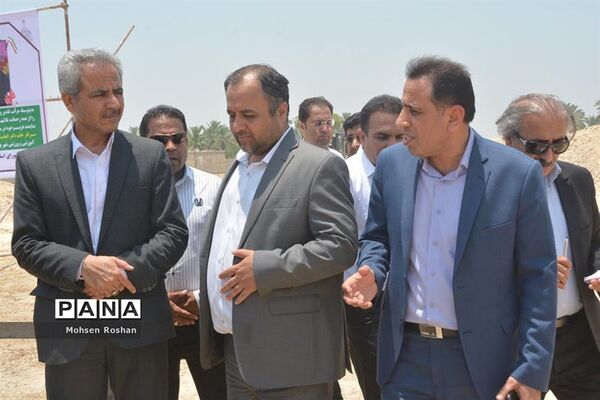بازدید معاون وزیر و رئیس سازمان نوسازی ،توسعه و تجهیز مدارس کشور از استان بوشهر