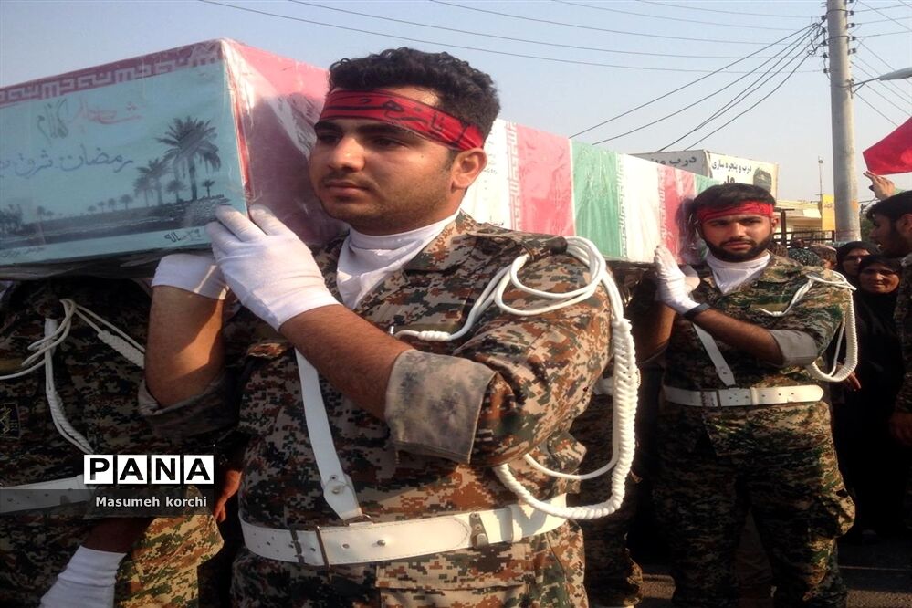 مراسم تشیع پیکر دو شهید گمنام دفاع مقدس درتیرور میناب