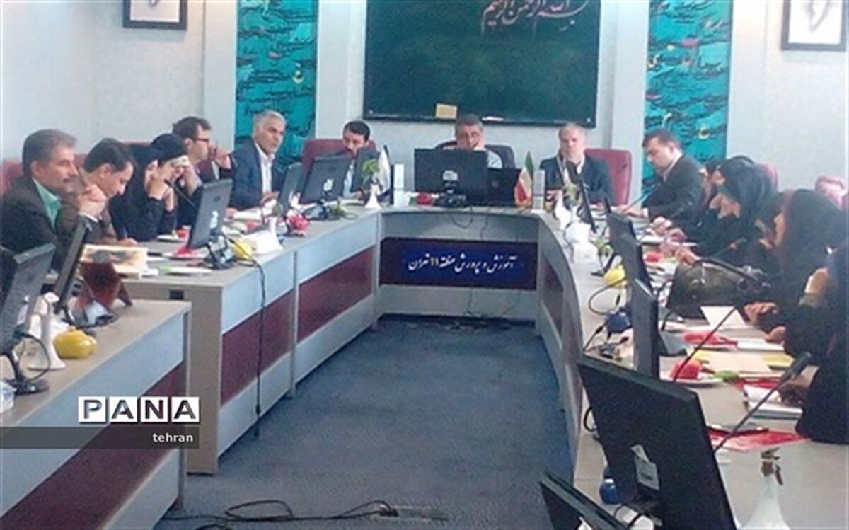 مددی: برنامه ریزی در تعلیم و تربیت باید از درون مدرسه به بیرون بیاید