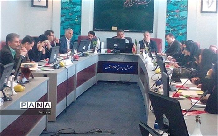 مددی: برنامه ریزی در تعلیم و تربیت باید از درون مدرسه به بیرون بیاید