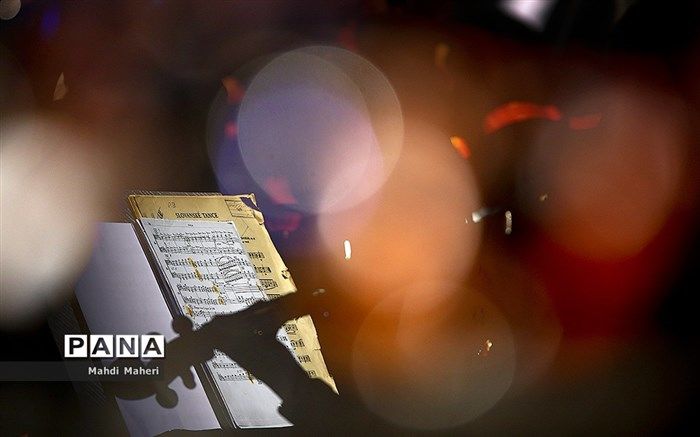 کنسرت گروه موسیقی «نیستان» در نیاوران