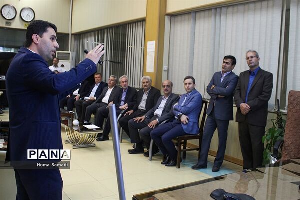 بازدید استاندار از مرکز دیسپاچینگ و توزیع برق