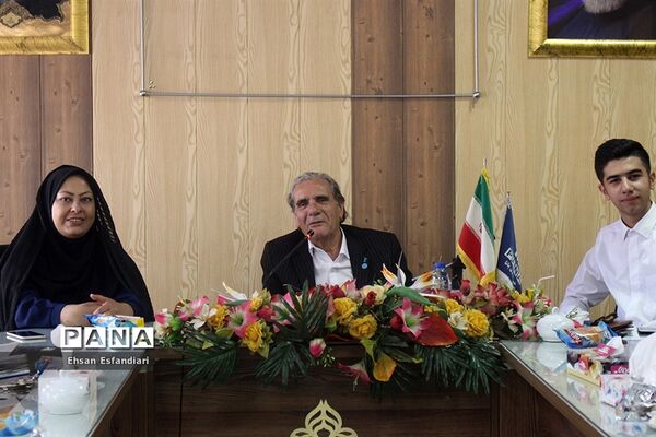 دیدار و گفت‌وگوی صمیمی خبرنگاران پانا آذربایجان شرقی با رضا ناجی