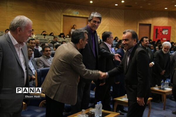 آغاز مسابقات قرآن و عترت فرهنگیان کشور در مشهد