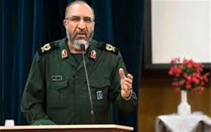 برگزاری هر محفل به نام "شهدا"مرور عبور از آن دوران سخت برای کشور است