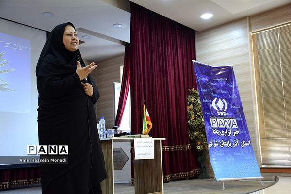 دوره آموزش اصول خبرنویسی و عکاسی دانش‌آموزان بناب