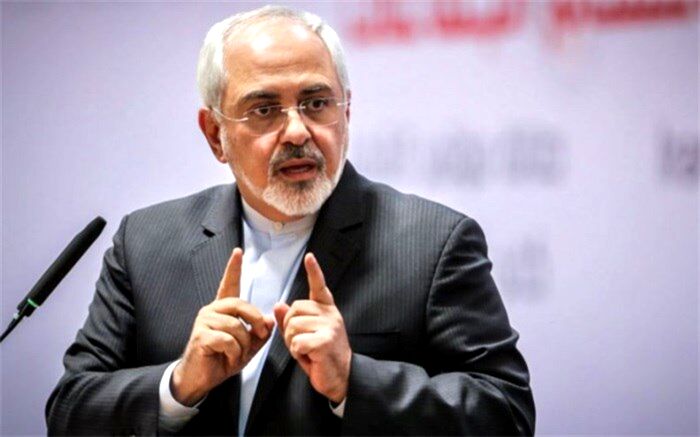 ظریف: ذخایر اورانیوم غنی‌شده ایران از مرز ۳۰۰ کیلوگرم عبور کرد