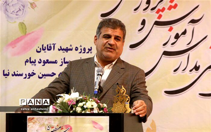 فولادوند: در منطقه22 تهران خیّر داریم اما زمین با کاربری آموزشی نداریم