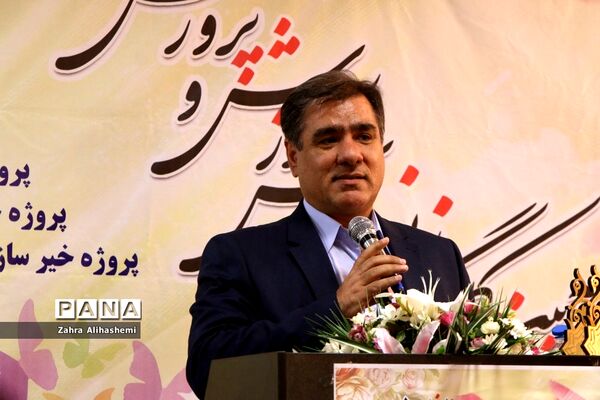 آیین کلنگ زنی مدارس خیریه آموزش و پرورش منطقه 5 تهران